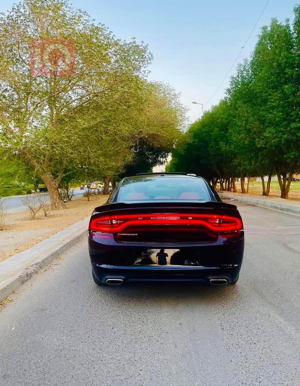 دۆج چارجەر